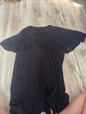 torrid Black V-Neck Tunic with Lace Short Sleeves